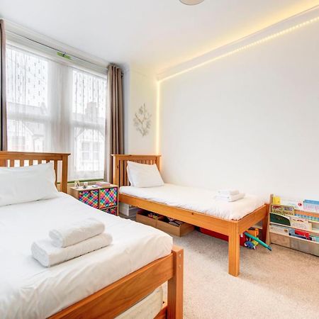 Guestready - Tranquility Near Shepherd'S Bush London Eksteriør billede